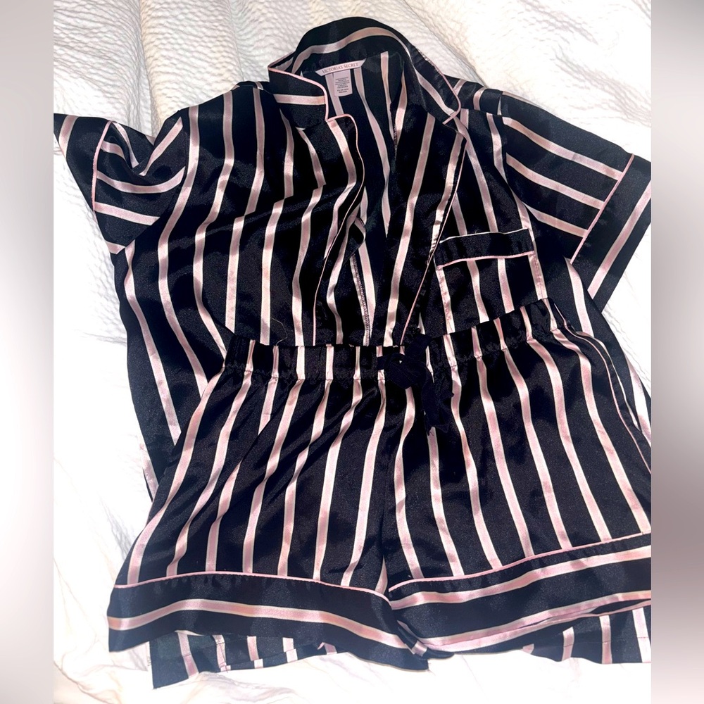 Satin Vict Secret Pajama  short set